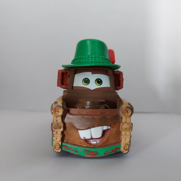 Disney Pixar Cars Deluxe Materhosen Mater Diecast Metal 1:55 German Tow Truck - Picture 5 of 10